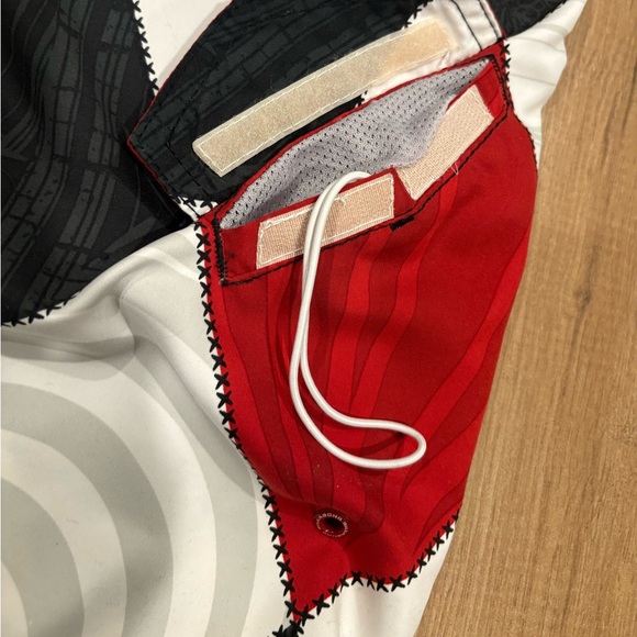 Billabong  Men’s Shorts Size 38 - Picture 14 of 16